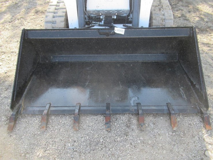 wildcat-78"-skid-steer-tooth-bucket-image-3