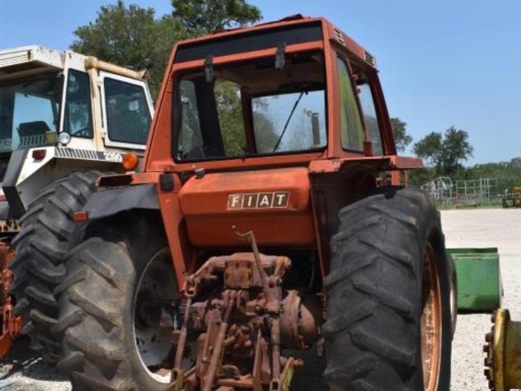 fiat-8055-tractor-w/-loader-(serial-#-307313)-(showing-appx-2,355-hours,-up-image-11