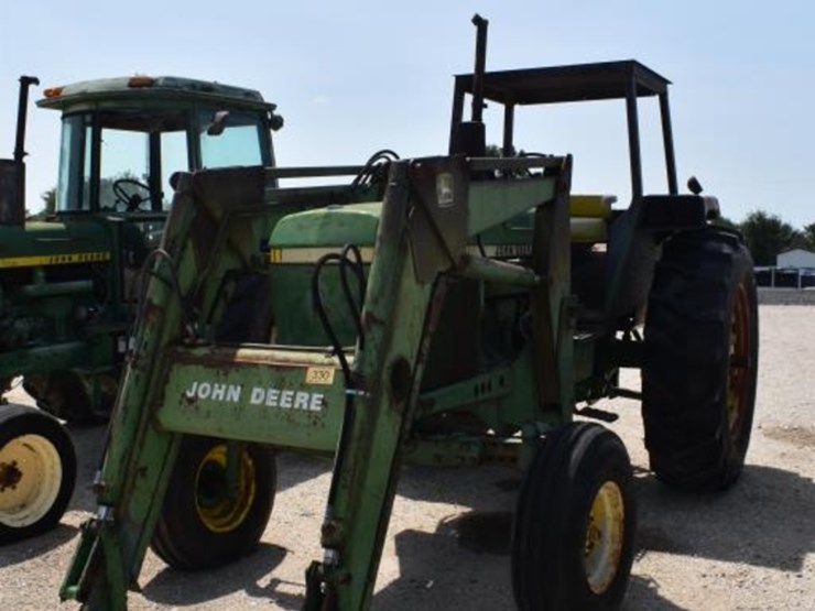 john-deere-4040-image-1