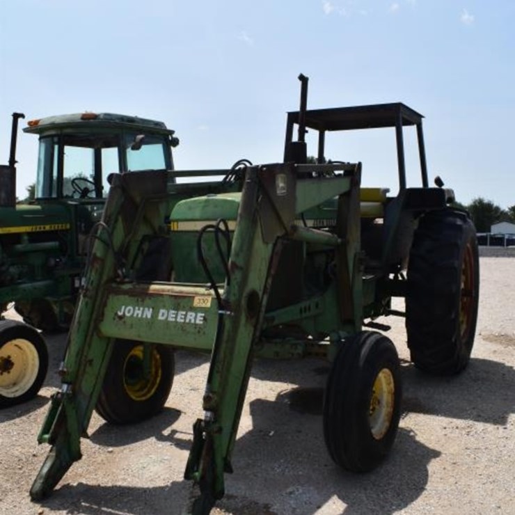 JOHN DEERE 4040