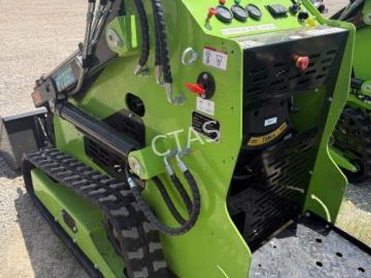 #50-•-mini-skid-steer-loader---ft36c---gas-image-8