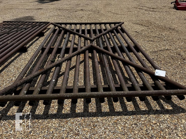 cattle-gap-12'-x-7'-7235-image-1