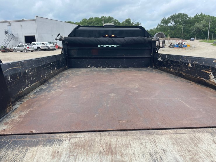 2021-chevrolet-3500-image-54