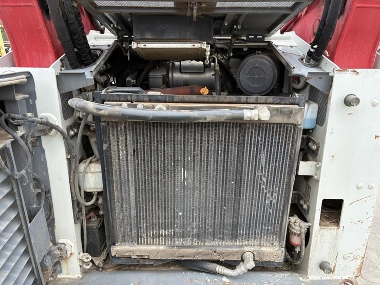 2018-takeuchi-tl12-image-22