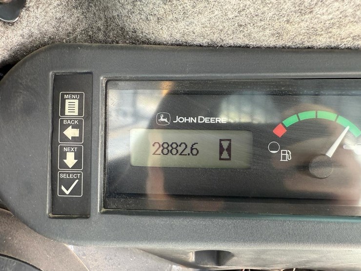 deere-323d-image-24