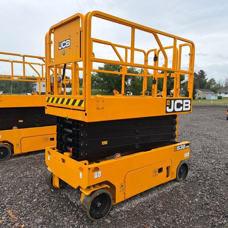 JCB S3246E