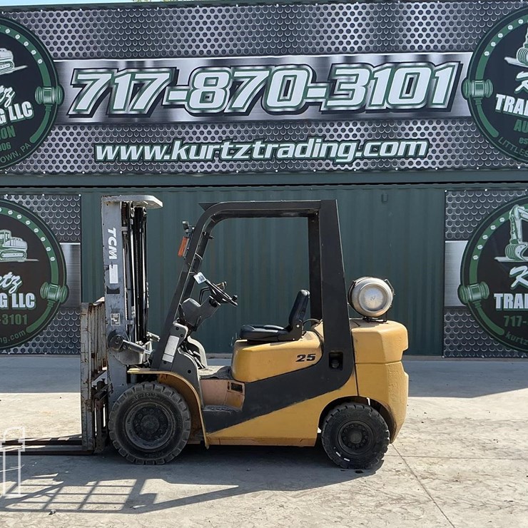 2017 TCM FG25T6