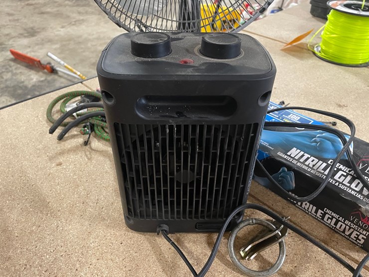 #8760-•-various-household-items-image-2
