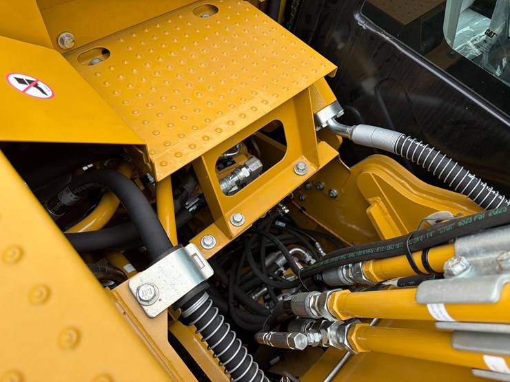 caterpillar-315fl-image-28
