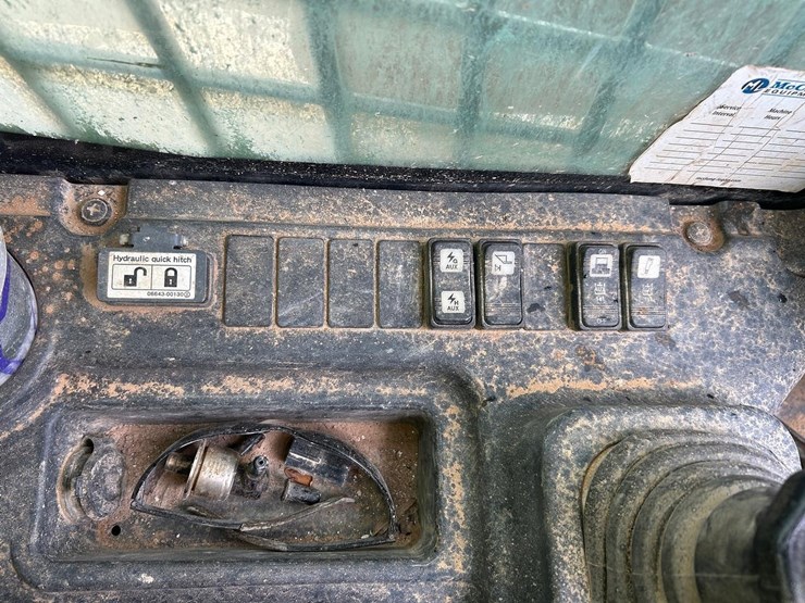 2020-takeuchi-tl12r2-image-26