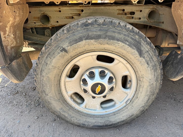 2019-chevrolet-2500hd-image-66