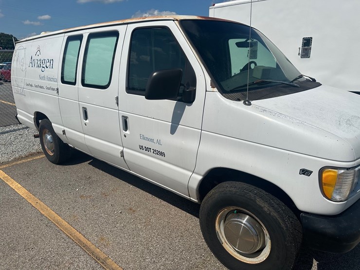 ford-e250-image-2