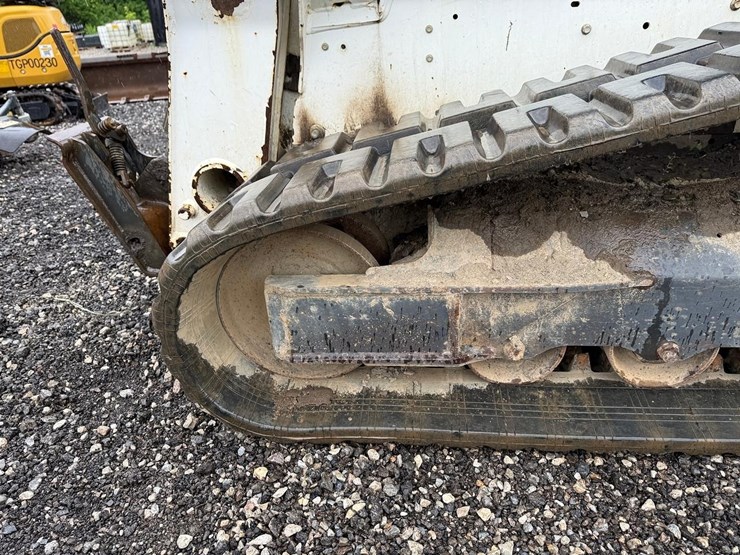 2015-bobcat-t650-image-18