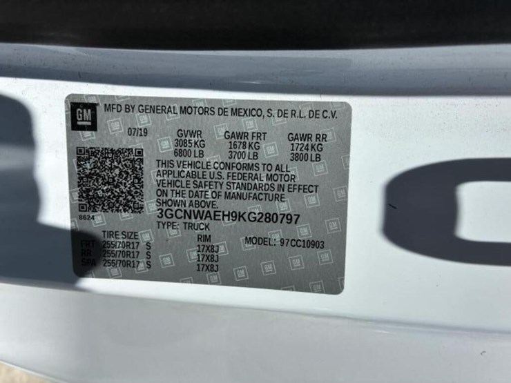 2019-chevrolet-silverado-1500-image-19