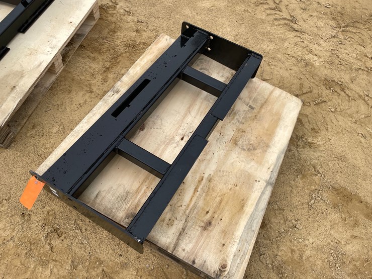 #2003-•-new-wolverine-pallet-fork-frame-image-3