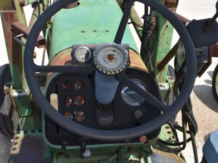 john-deere-4040-image-15
