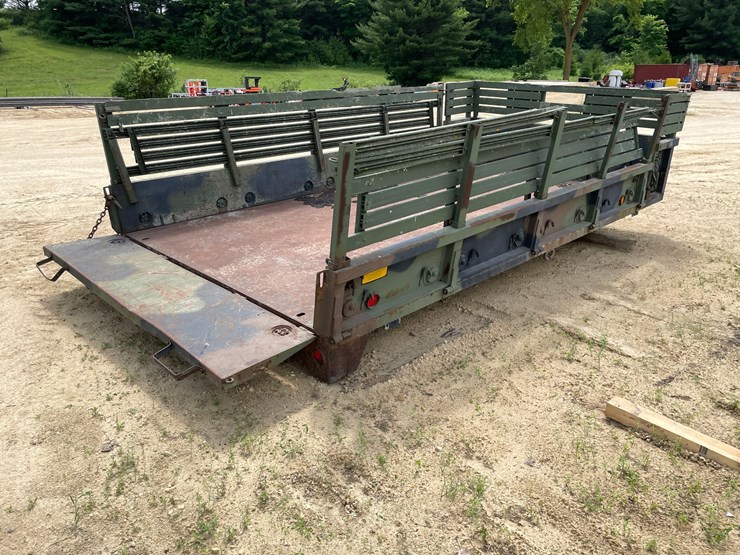 #3441-•-14'-l-army-cargo-bed-image-4