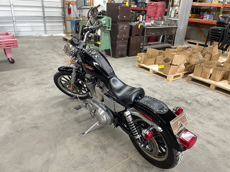 #300-•-2000-harley-davidson-883-sportster-(has-wi-title)-image-7