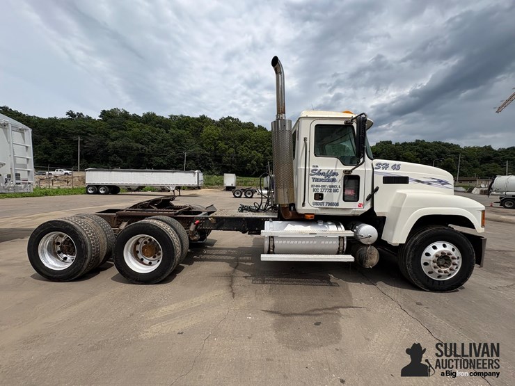 2007-mack-chn613-image-4