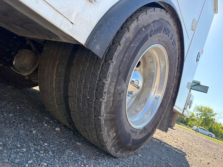 2026-kenworth-t280-image-8