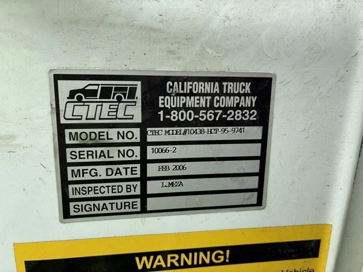 2005-ford-f450-image-11