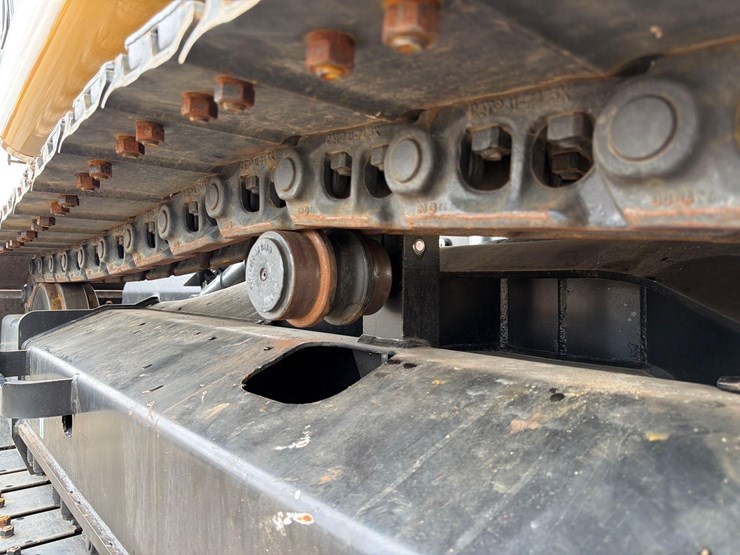 caterpillar-315-gc-image-12