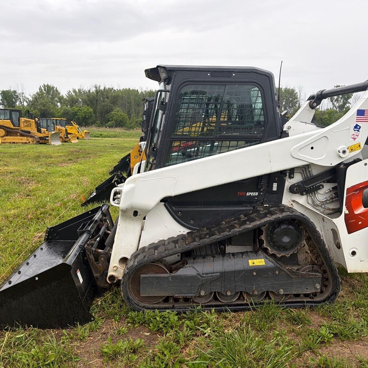 2023 BOBCAT T66