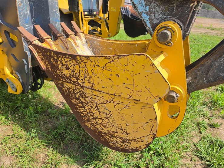 2021-deere-710l-image-7