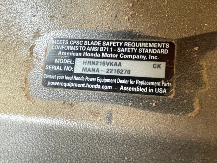 #7927-•-honda-hrn-216-self-propelled-lawn-mower-image-5