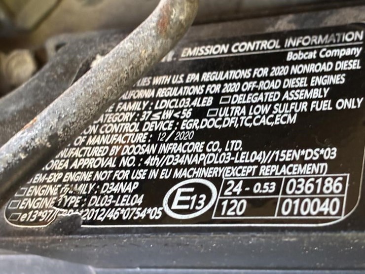 2021-bobcat-s740-image-31