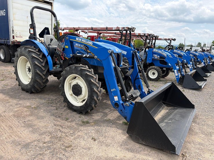 2016-new-holland-workmaster-60-image-4