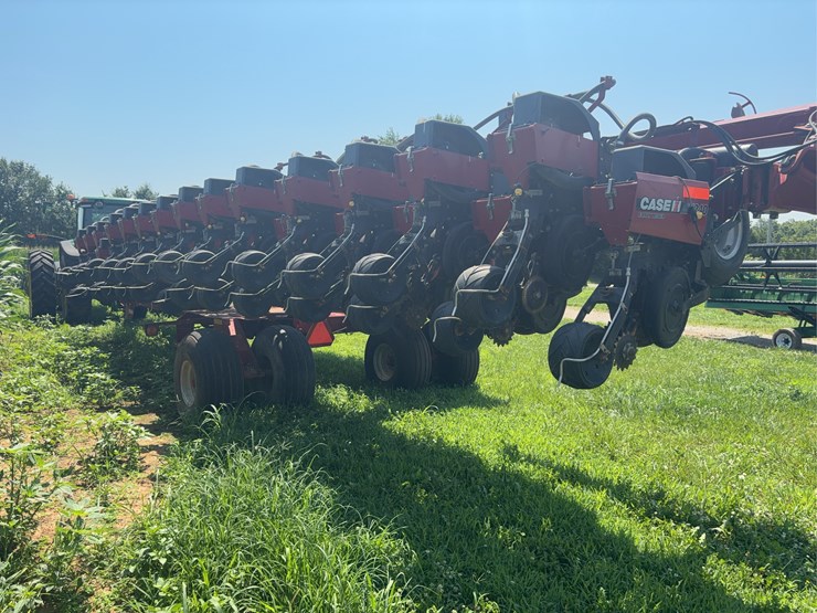 case-ih-1240-image-6