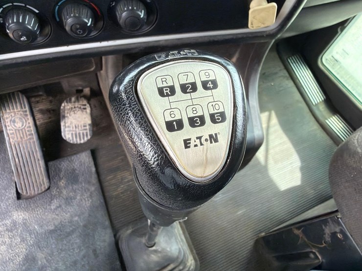 2007-caterpillar-c15-image-22