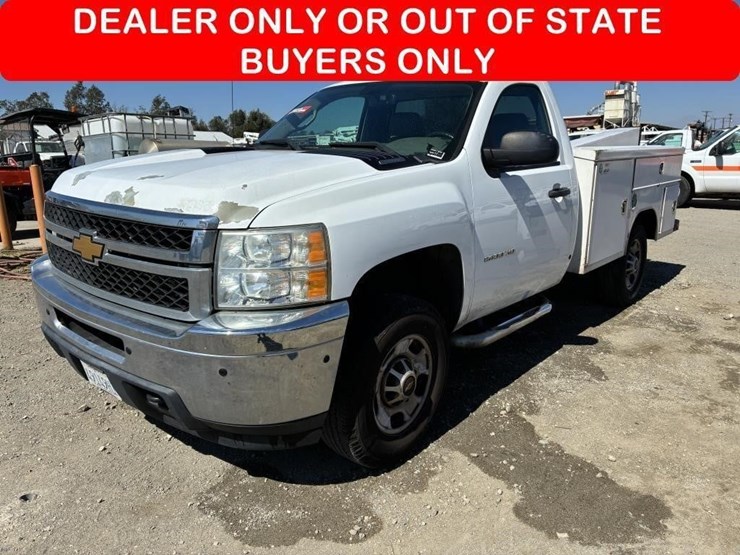 2012-chevrolet-silverado-2500-image-1