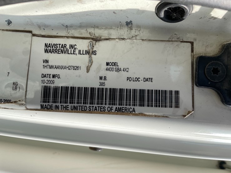2010-international-durastar-4400-image-54