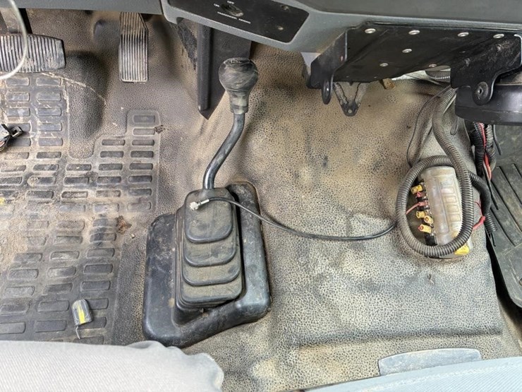 2012-ford-f450-image-24