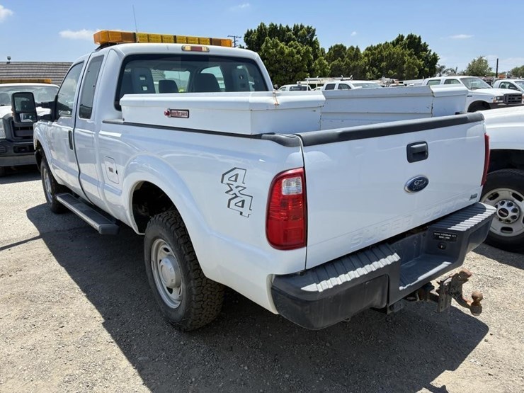 2011-ford-f250-image-4