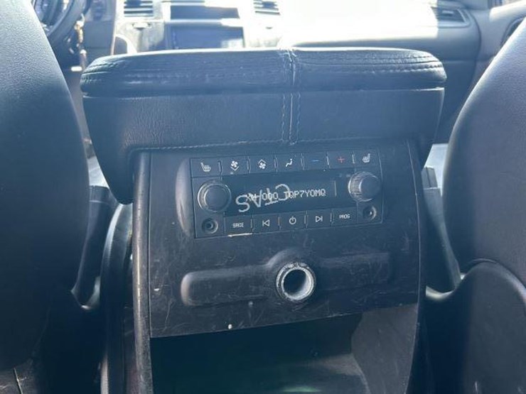 2008-cadillac-escalade-image-20