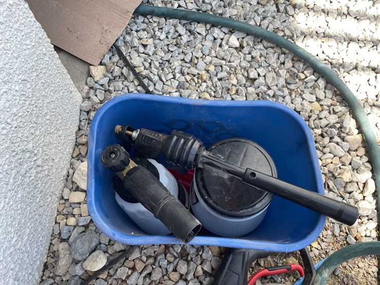#4892-•-bauer-2000psi-power-washer-image-7