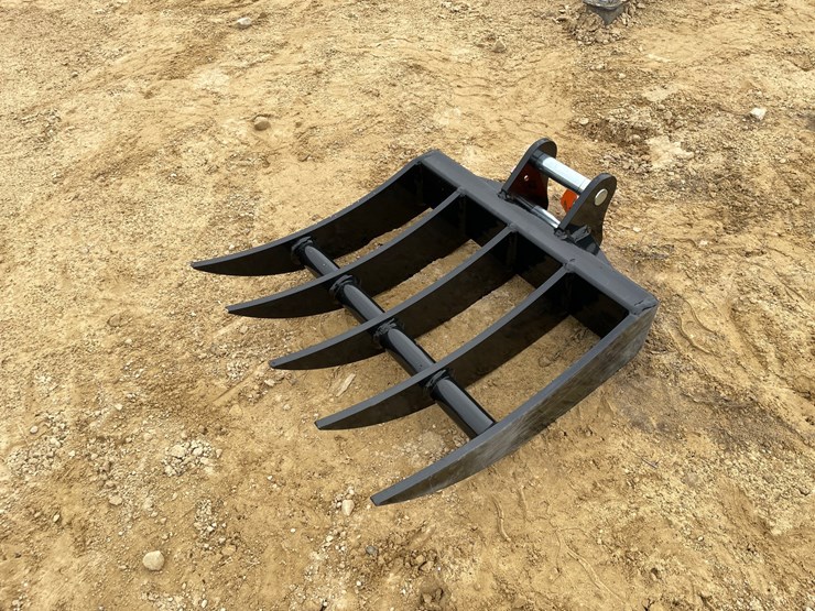 #2063-•-new-mini-16"-rake-attachment-image-1