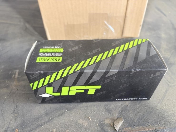 lift-protective-eyewear-image-2
