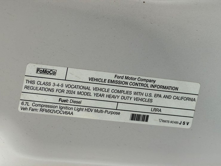 2024-ford-f550-image-26