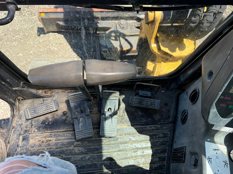 deere-50d-image-23