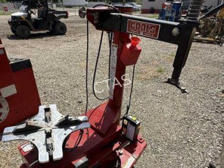 #61-•-coats-rc-45-rim-clamp-tire-changer-image-7
