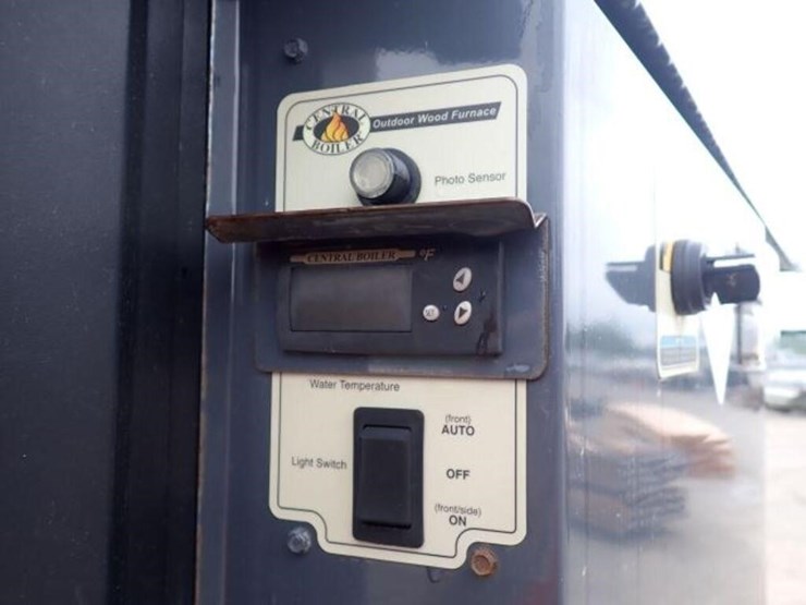 2014-central-boiler-cl-6048-duel-fuel-furnace-image-22