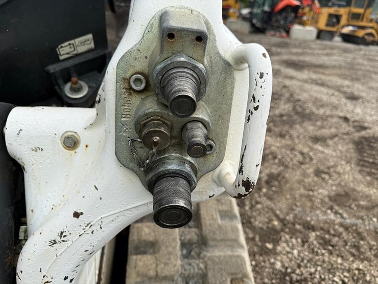 2022-bobcat-t66-image-11