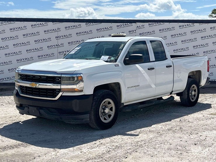 2016-chevrolet-silverado-1500-image-1