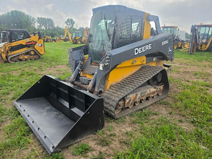 2020-deere-333g-image-3