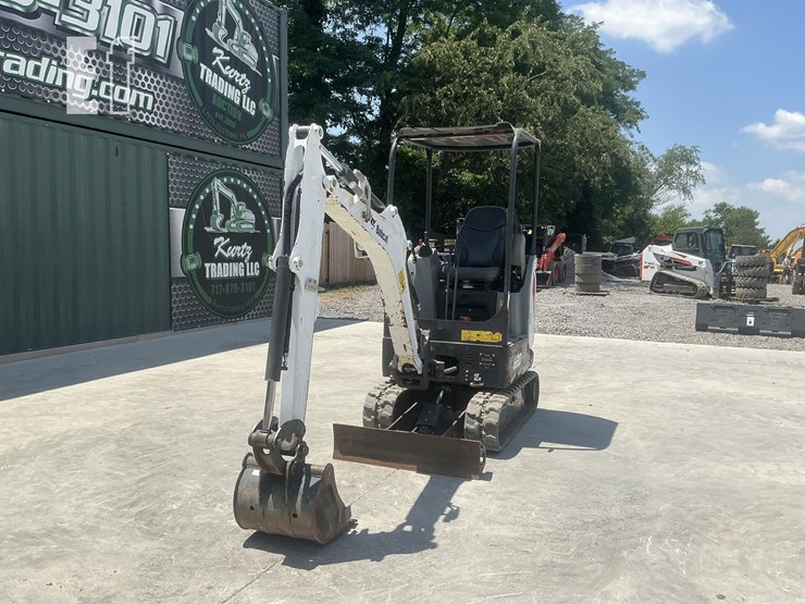 2022-bobcat-e20-image-8