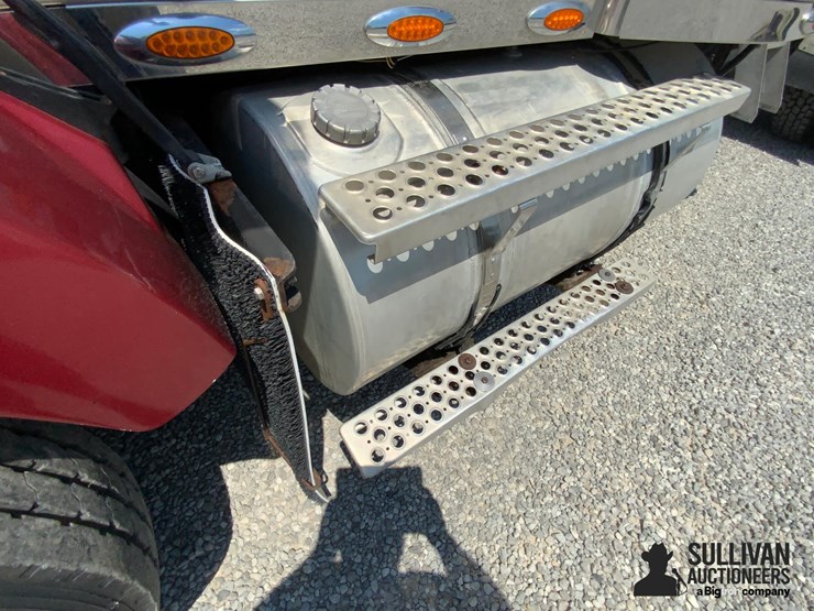 2001-kenworth-t800-image-15